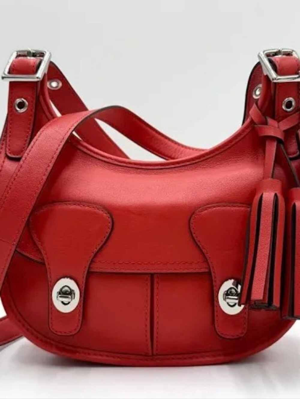Coach 19925 Amanda Legacy Shoulder Bag Turnlock Tassel Leather Red Women's Auth.